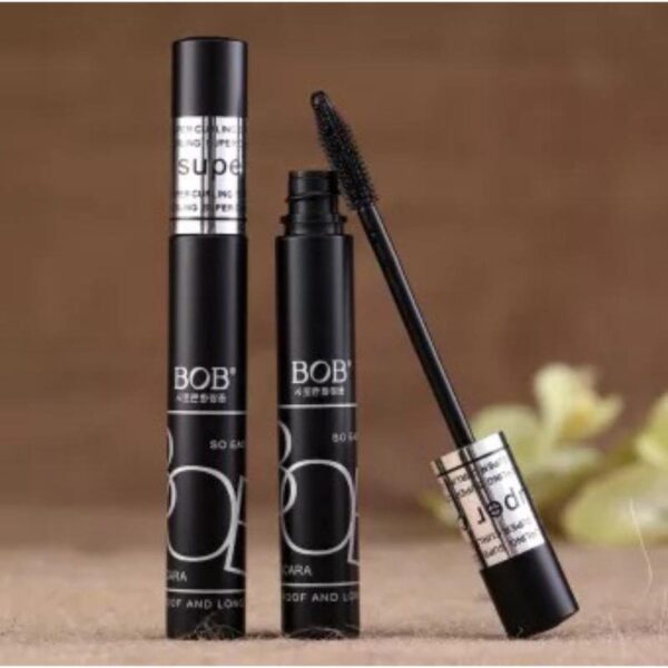 Waterproof Volumizing Mascara - Image 2