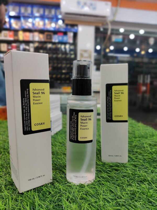 Snail Essence Serum - Hydrating & Nourishing Skincare Treatment (100ml) - Image 2